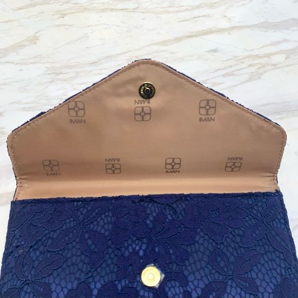 NWT IMAN Navy Blue Lace Clutch - Picture 2 of 5